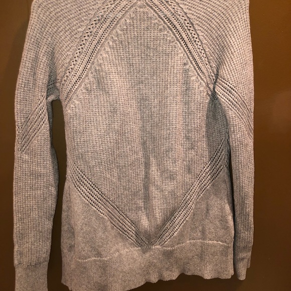 American Eagle Cardigan - Picture 3 of 5